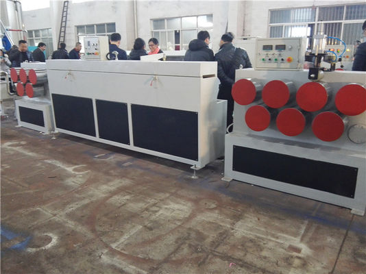 2 DANS 1 ANIMAL FAMILIER en plastique d'extrudeuse de tuyau attachant la machine de expulsion de production de bande