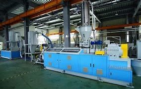 Ligne en plastique d'extrusion de profil de PVC Deco avec l'inverseur d'ABB